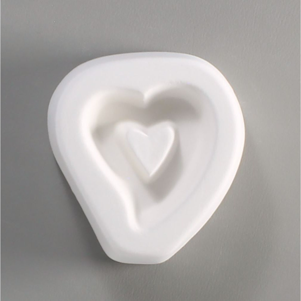 LF68 Creative Paradise Hollow Heart Holey Mold